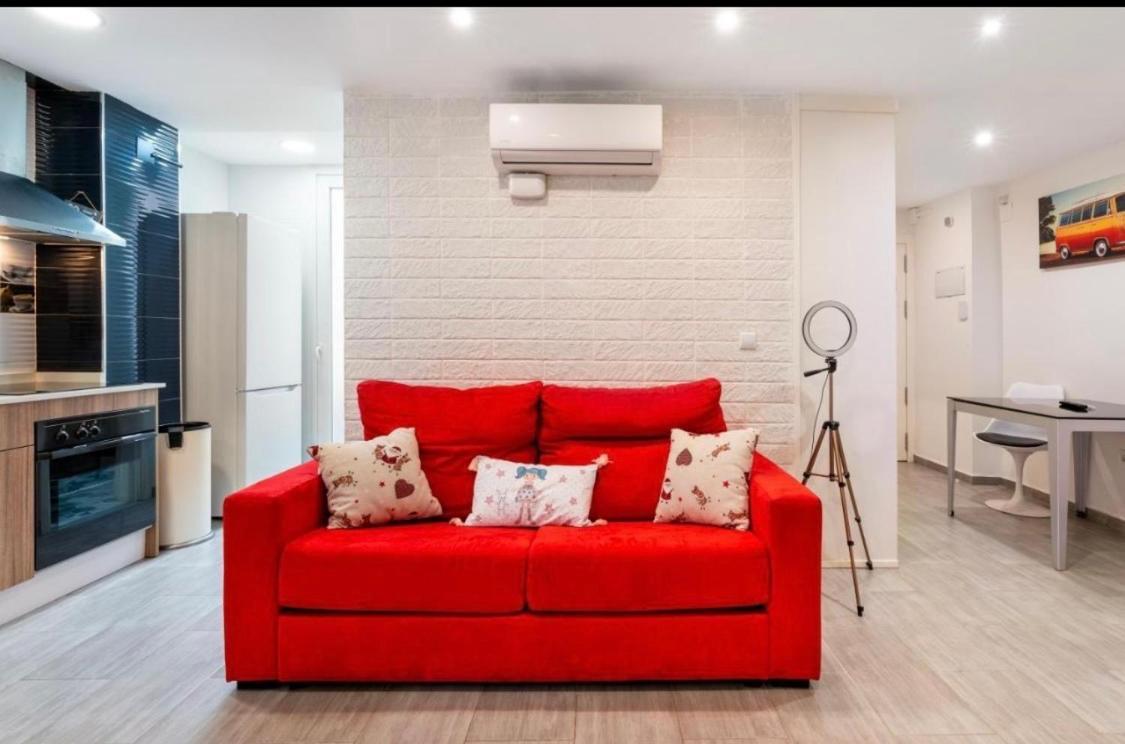 Vialia Apartamentos Suites Málaga Dış mekan fotoğraf